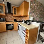 Le Balcon Victoria - 2 Chambres, Balcon, Parking アパート *