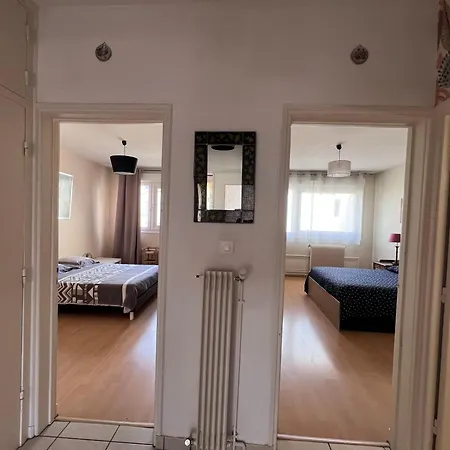 Le Balcon Victoria - 2 Chambres, Balcon, Parking דירה