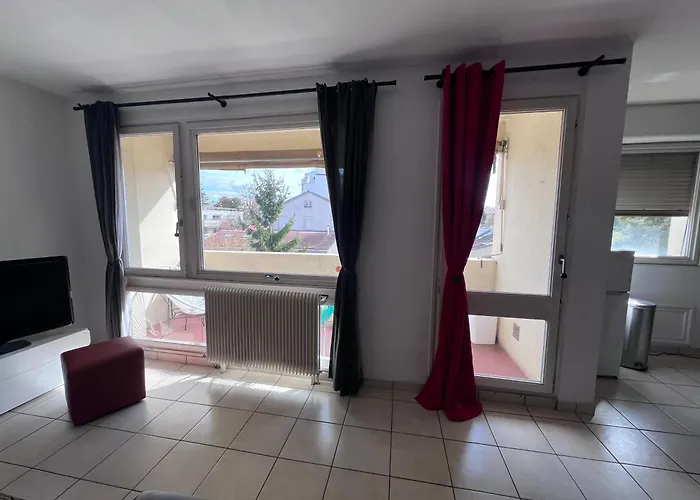 Le Balcon Victoria - 2 Chambres, Balcon, Parking * נאנסי
