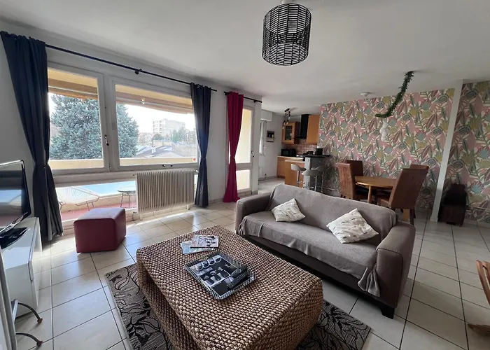 Le Balcon Victoria - 2 Chambres, Balcon, Parking